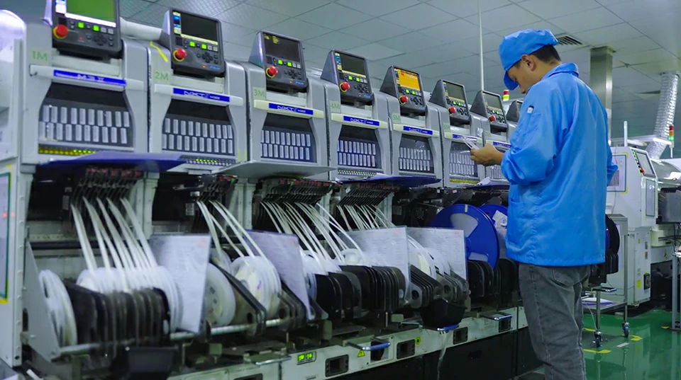 LinkPCBA SMT production line with high-speed placement machines